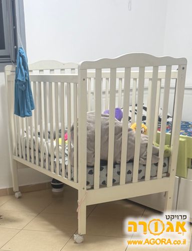 מיטת תינוק