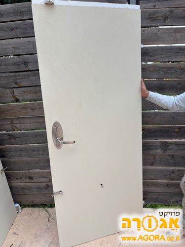 דלת