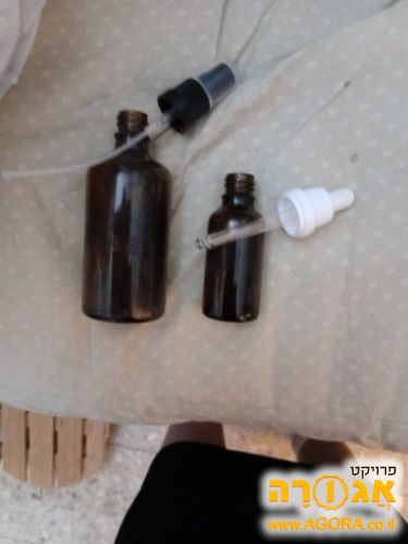 בקבוקים קטנים מזווית + פטפטת או ספריי