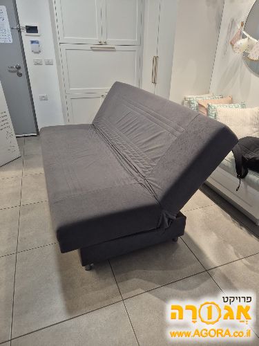 מיטה וחצי מתקפלת