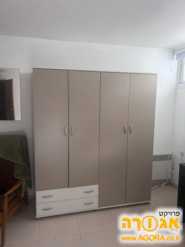 ארון בגדים 4 דלתות