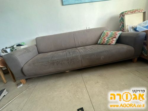 ספה לסלון במצב טוב