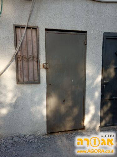 דלת ברזל