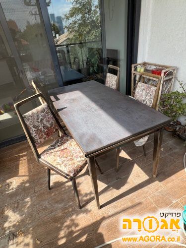 פינת אוכל וינטג'