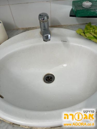 ברז למים קרים