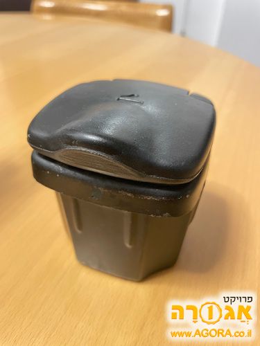 מאפרה לרכב