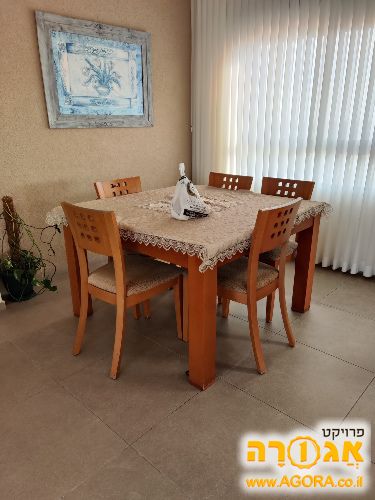 שולחן פינת אוכל + 6 כסאות