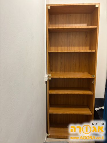 ארון ספרים ספרייה