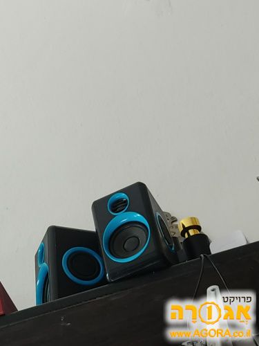 רמקולים למחשב חיבור בננה ו USB זכר