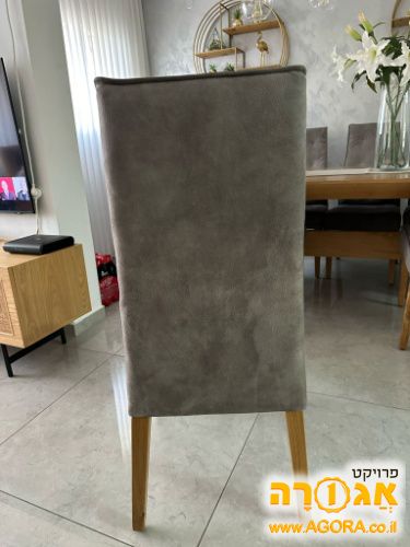 כסאות
