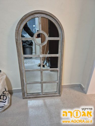 מראה דקורטיבית