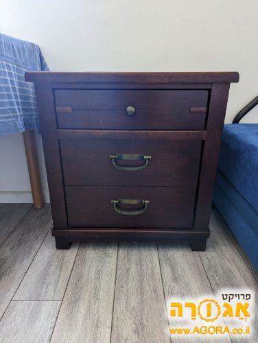 שידת לילה