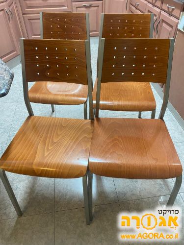 4 כסאות מטבח