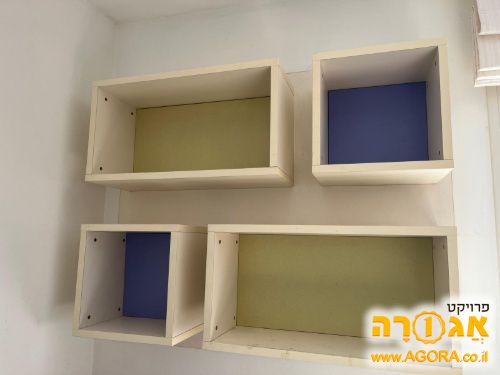 כוורת (ומיטה תואמת)