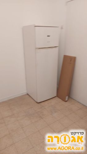מקרר צר