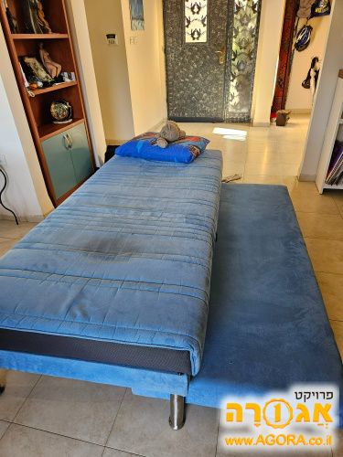מיטת יחיד + מיטה נפתחת + ארגז מצעים