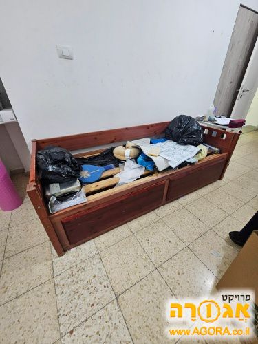מיטת נוער