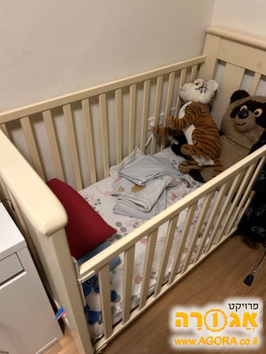 מיטת תינוק