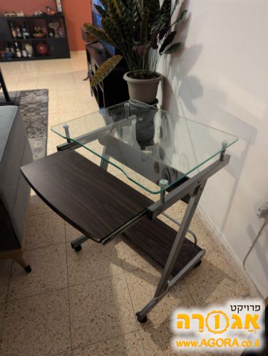 שולחן מחשב