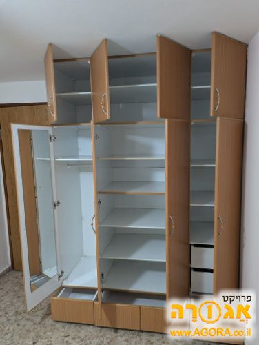 ארון 4 דלתות