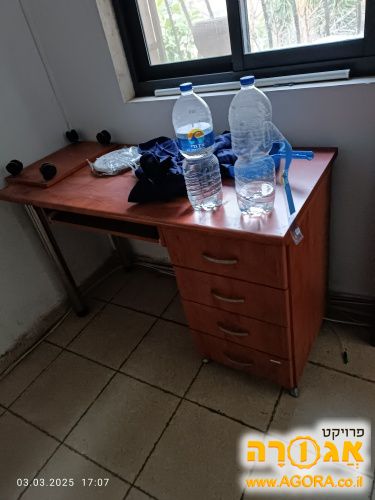 שולחן מחשב