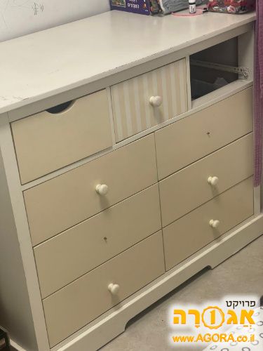שידה תינוק