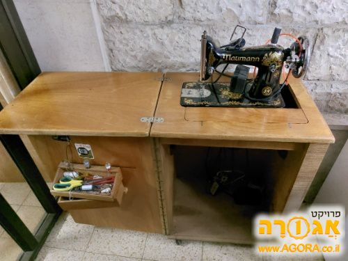 מכונת תפירה חשמלית וינטג