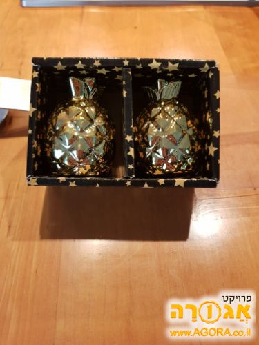 סט מלחייה ופלפליה מוזהב