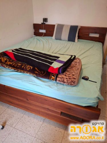 בסיס מיטה קינג סייז