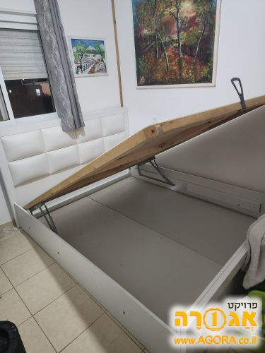 מיטה זוגית
