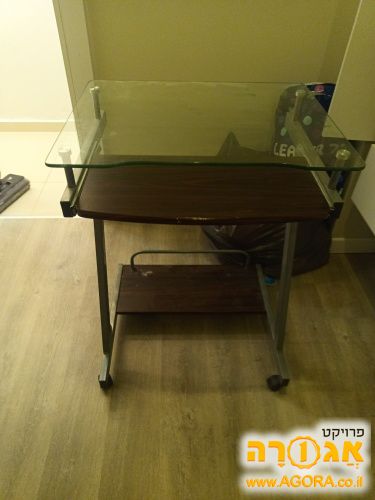 שולחן מחשב