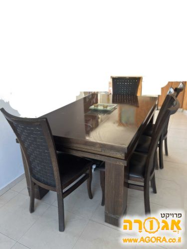 שולחן פינת אוכל