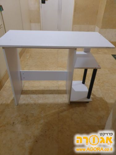 שולחן כתיבה / מחשב