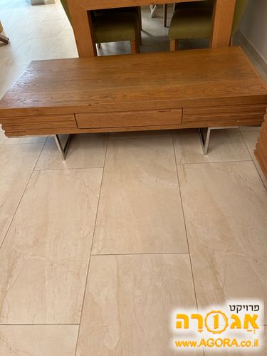 שולחן סלון
