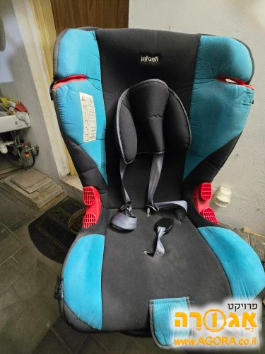 כיסא בטיחות לרכב
