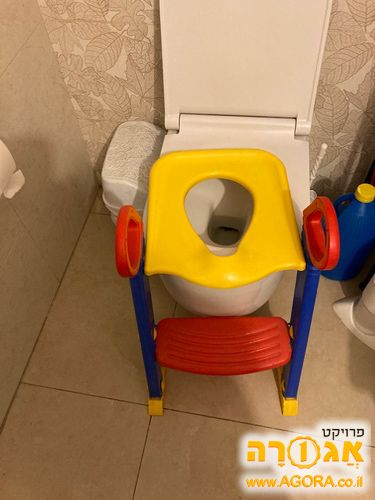 שרותים לילדים