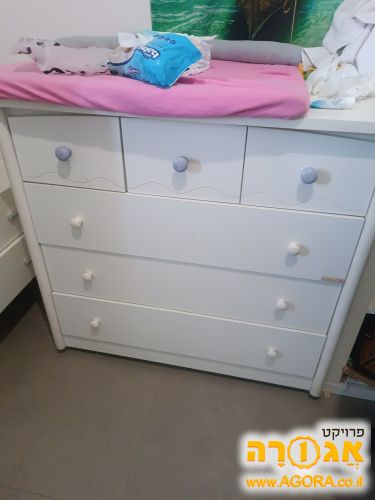 שידת החתלה
