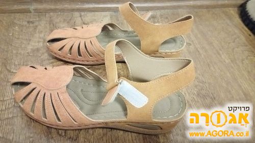 סנדלים כתומים מידה 42