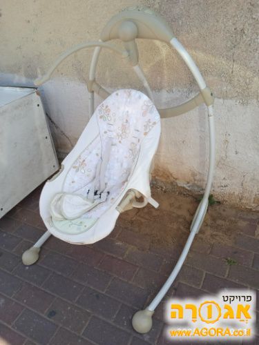 טרמפולינה מתנדנדת לתינוק