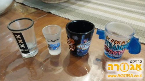 כוסות שוטים מגוונות