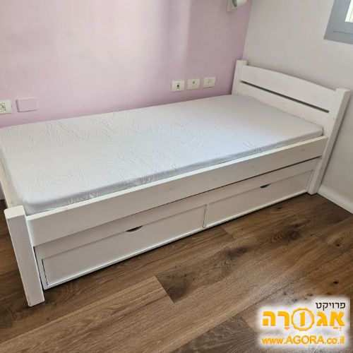 מיטה + מיטת חבר