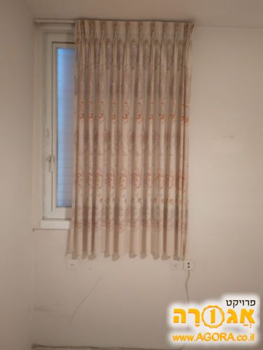וילון לחדר