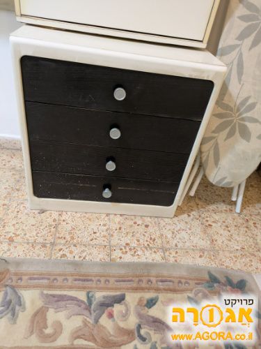 שידות לחדר שינה