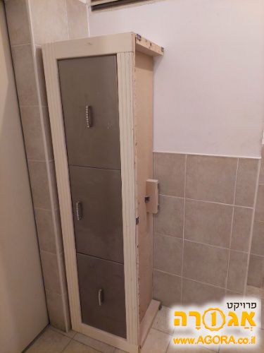 שידת טלויזיה - בידורית