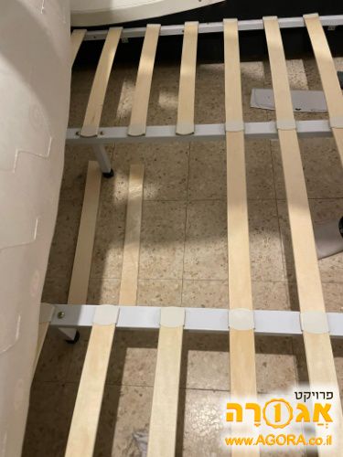 מיטה זוגית