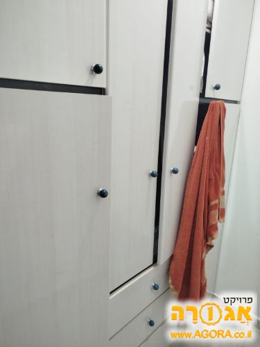 ארונות