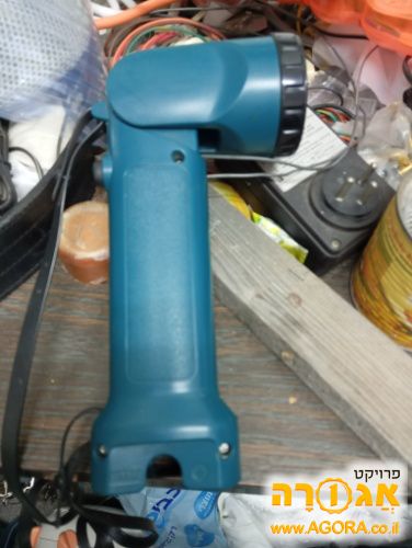 פנס מקיטה
