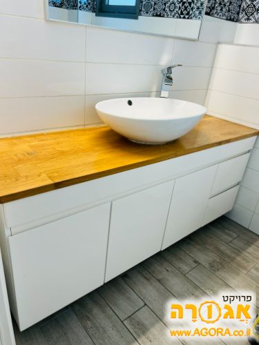 ארון אמבטיה
