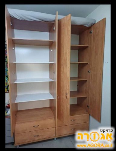 ארון 4 דלתות