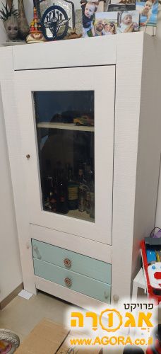 מזנון וויטרינה